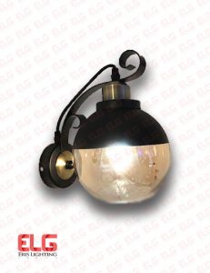چراغ دیواری شیشه‌ای فلزی مدل 8069