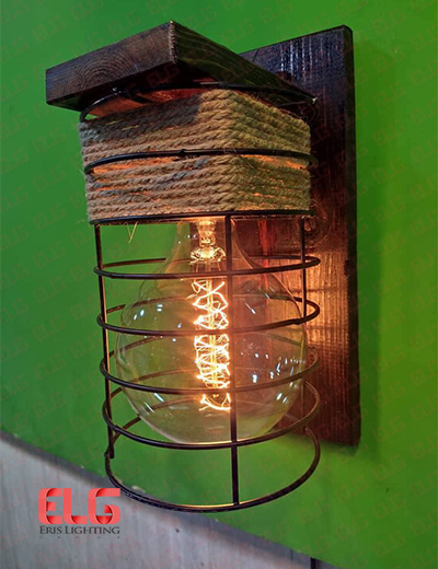 چراغ دیواری چوبی ترکیب کنف و فلز W10